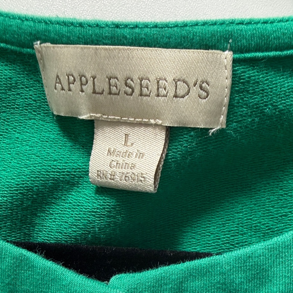 Appleseed's Green Tunic with White Trim - Picture 2 of 9